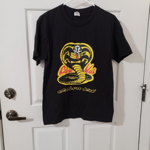 Cobra Kai men's medium - Picture 1 of 4